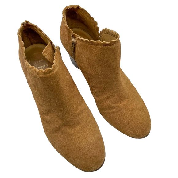 Jack Rogers Marianne Suede Scallop Trim Heeled Ankle Bootie Tan - Picture 11 of 14